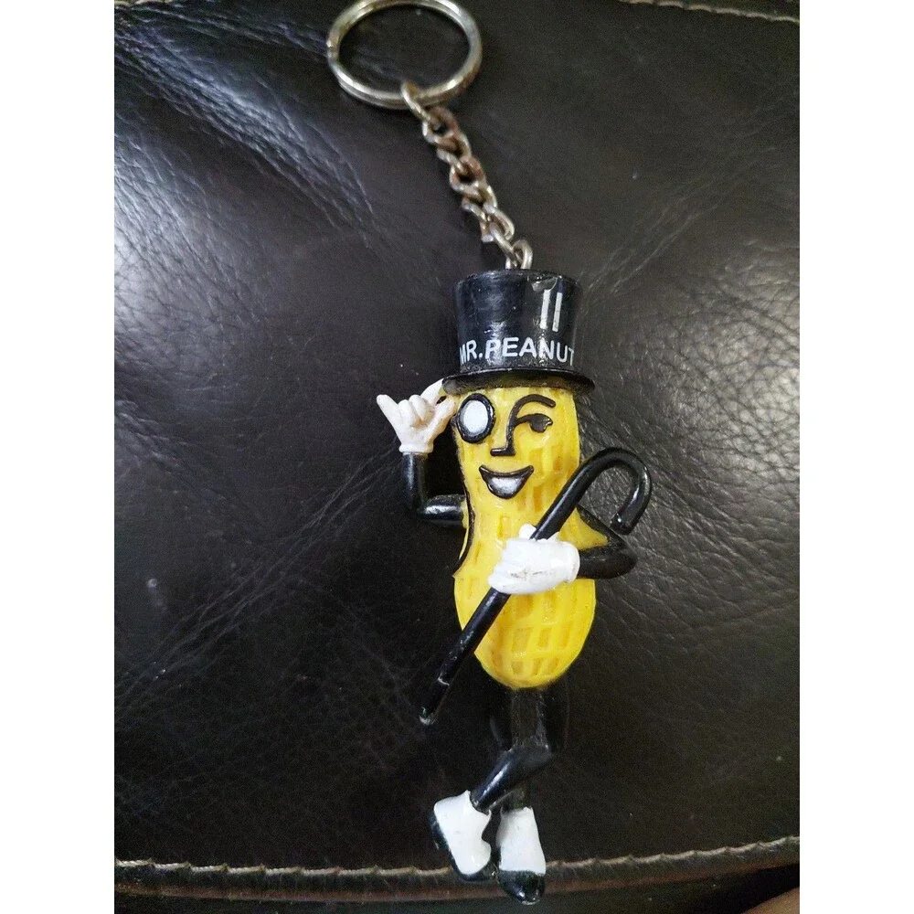 Vintage Keychain MR. PEANUT W/Cane & Top Hat Key Ring Fob Planters Peanut